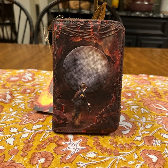 LOUNGEFLY Indiana Jones Raiders of the Lost Ark Zip Around Wallet - Picture 5 of 13